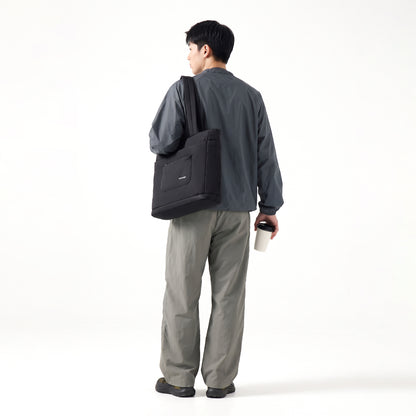 Movia Shoulder Bag