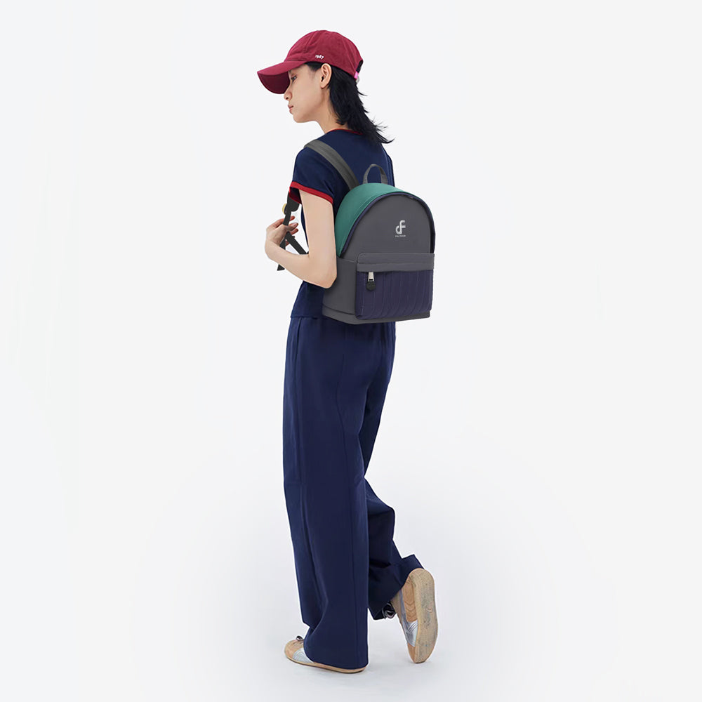 Young Multiple Compartments Backpack