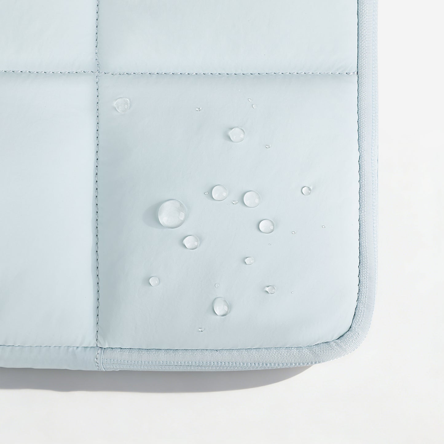 FULL DESIGN Nori Puffer Laptop Sleeve for 13-15 Inch Laptop with Free Storage Pouch