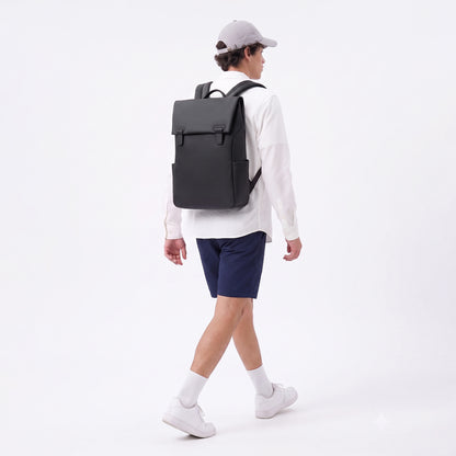 Savvy Men's Backpack